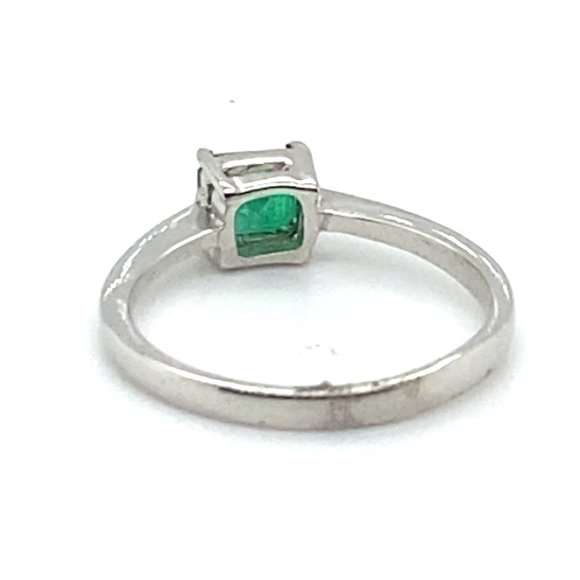 Swat Valley Emerald .50ct Solid 18K White Gold Ring - Picture 5 of 6